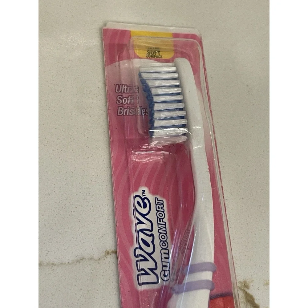 Colgate Wave Gum Comfort Toothbrush‎ Ultra Soft Ergonomic Adult Old Stock New